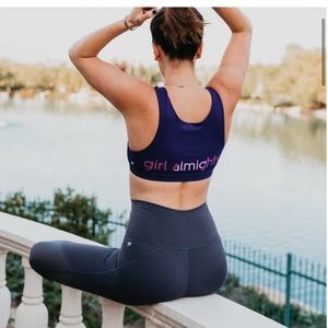 Fabletics XS SPORTS BRA COPY - girl almighty! New in package